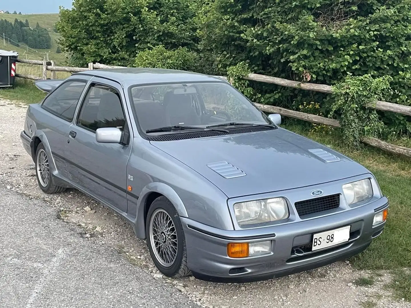 Ford Sierra Sierra 3p 2.0 RS Cosworth Blau - 2