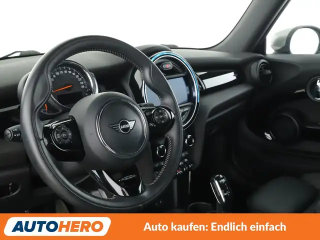 Mini Cooper Cooper view 11