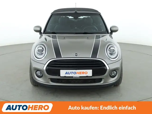 Mini Cooper Cooper view 9