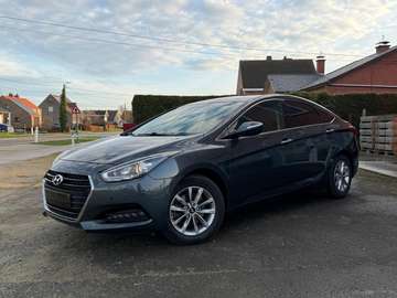 i40 1.6 FULLOPTION*NAVI*CARPLAY*CAMERA*TREKHAAK*AC