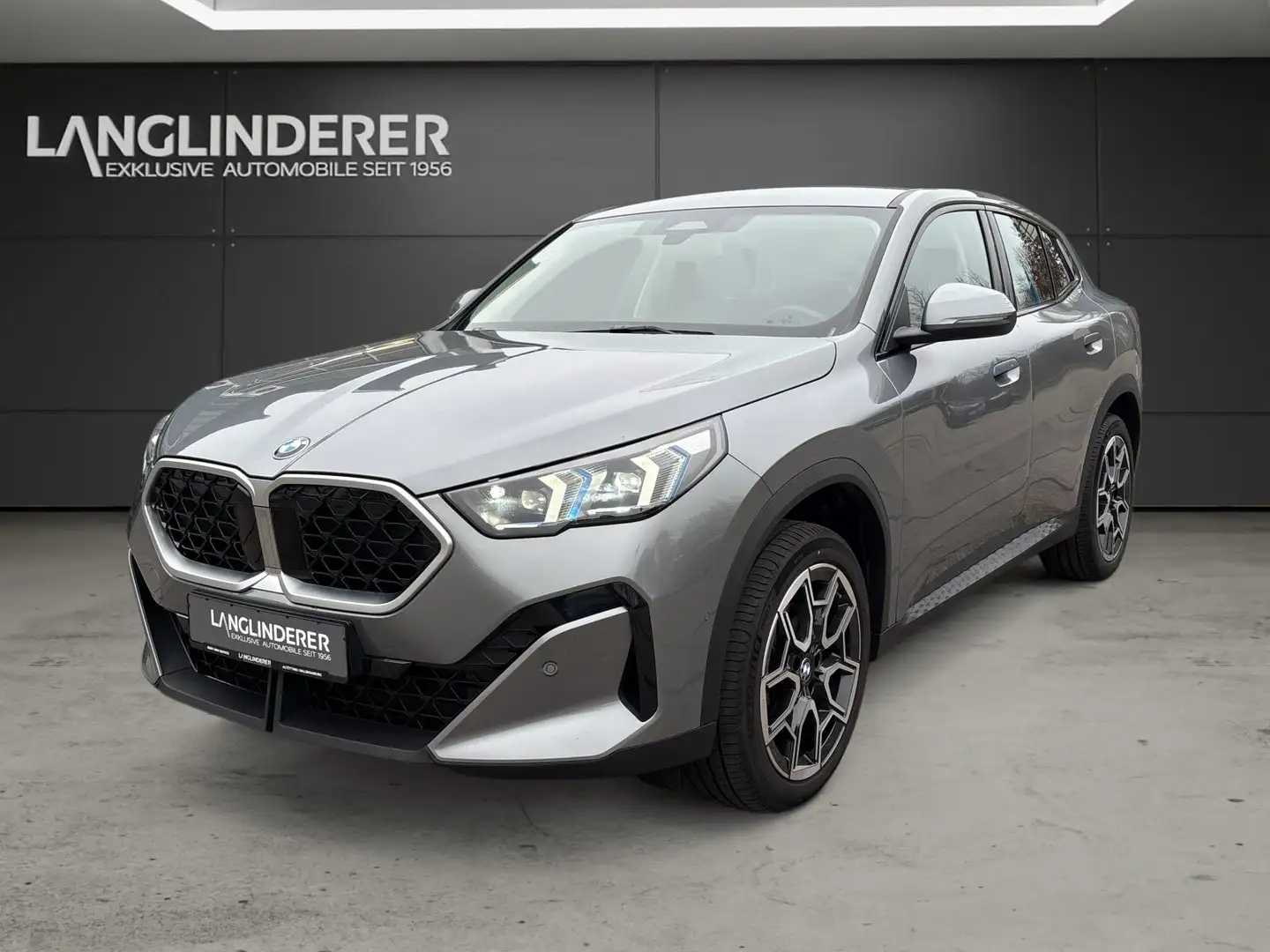 BMW X2 xDrive20d PremiumPaket NP 55.659,- adp.LED Grau - 1