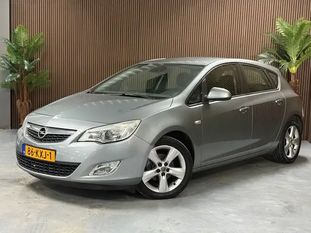 Opel Astra 1.6 Edition