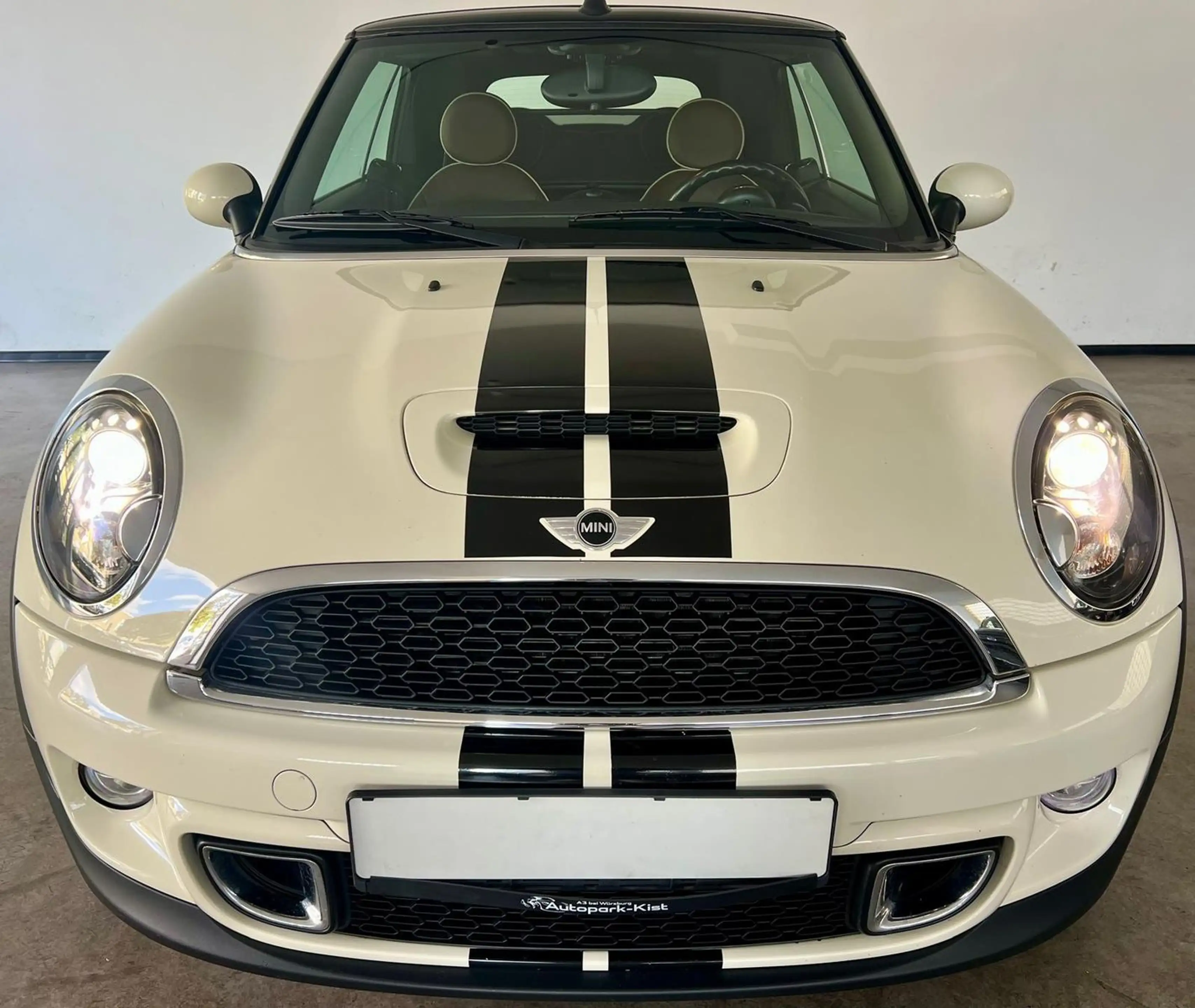 MINI Cooper S Cabrio Chilli Temp Leder Shz PDC — photo 9