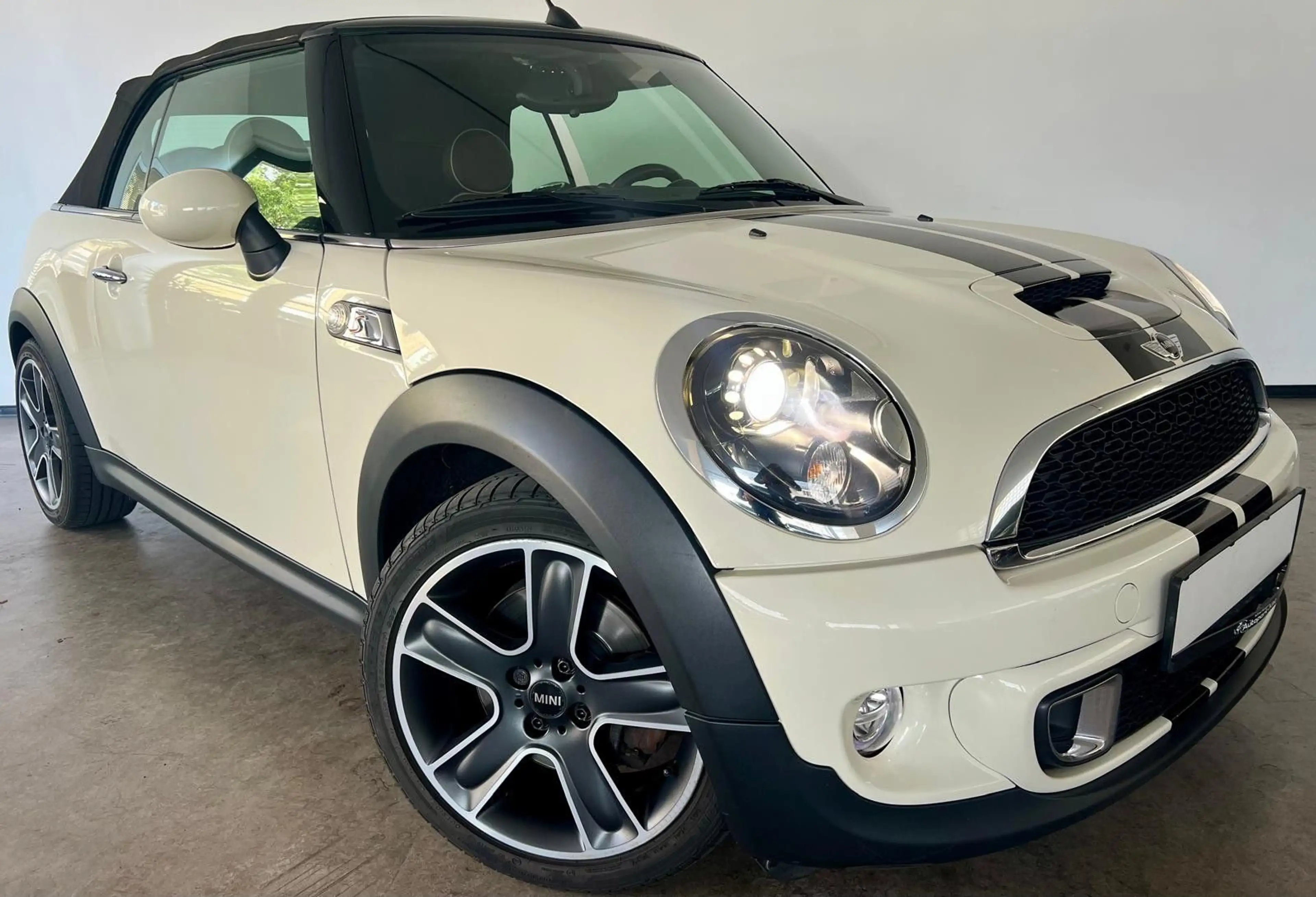 MINI Cooper S Cabrio Chilli Temp Leder Shz PDC