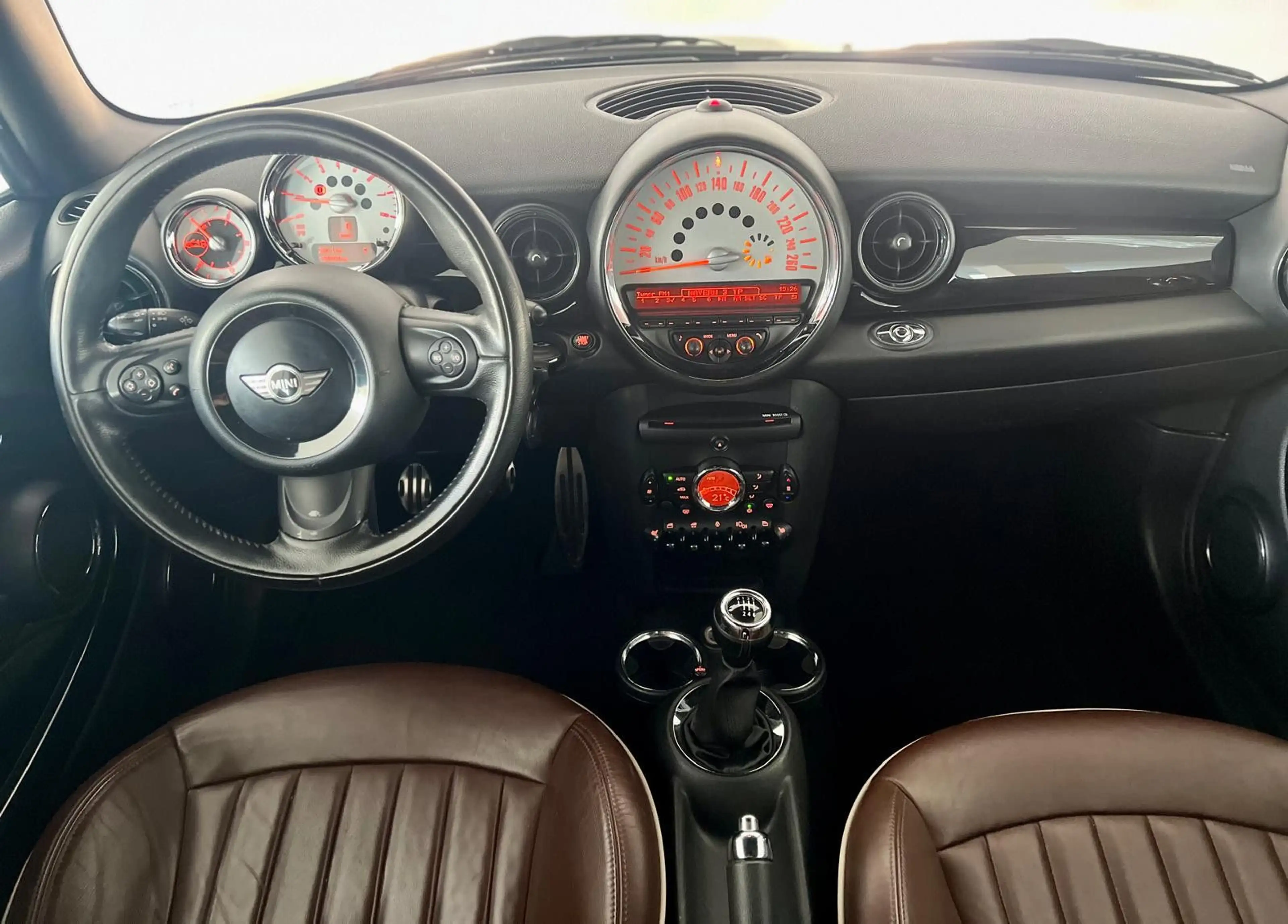 MINI Cooper S Cabrio Chilli Temp Leder Shz PDC — photo 14