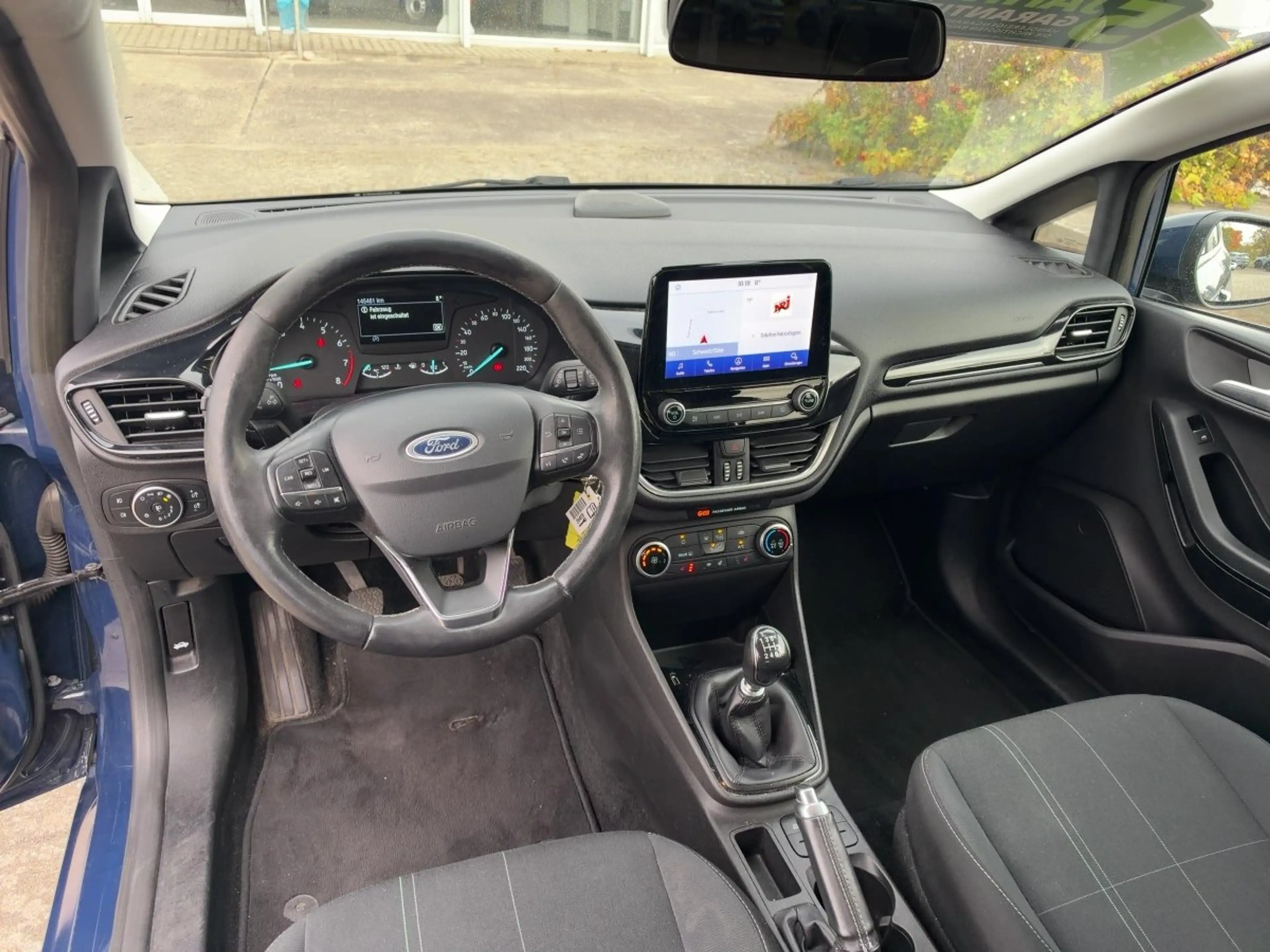 Ford Fiesta 1.0 EcoBoost Cool & Connect Navi+SHZ — photo 11