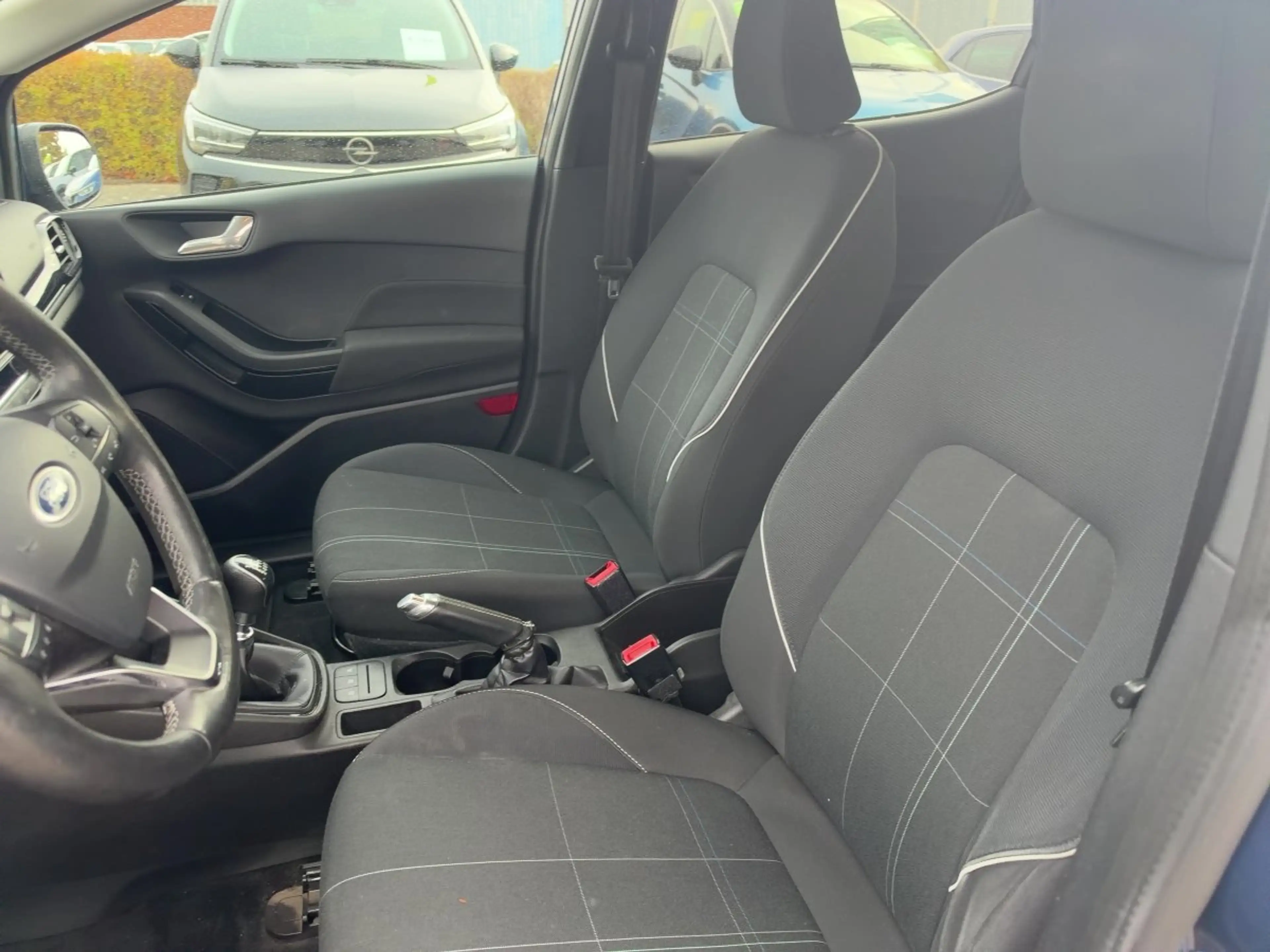 Ford Fiesta 1.0 EcoBoost Cool & Connect Navi+SHZ — photo 9