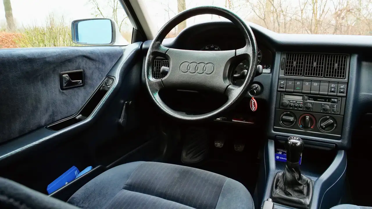 Audi 90 2.0 vijfcilinder (1989) | origineel | 181.020 km, foto 2