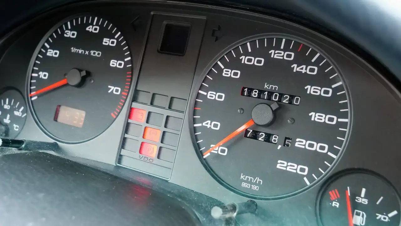 Audi 90 2.0 vijfcilinder (1989) | origineel | 181.020 km, foto 12