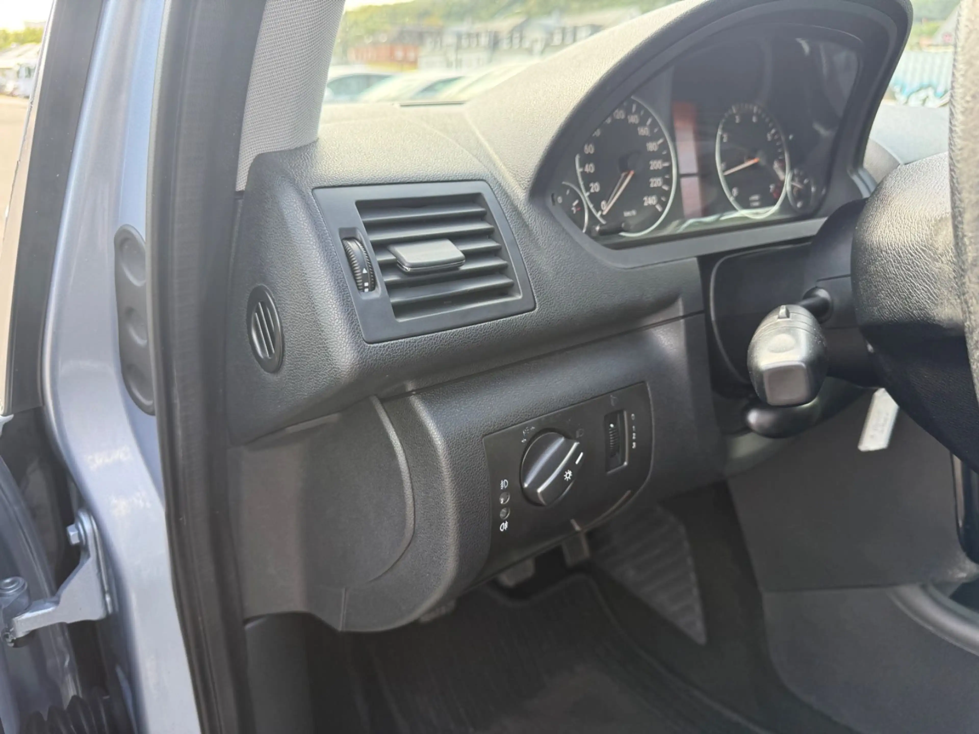 Mercedes-Benz A 150 5-türig! 1.Hand! TÜV NEU! — photo 11