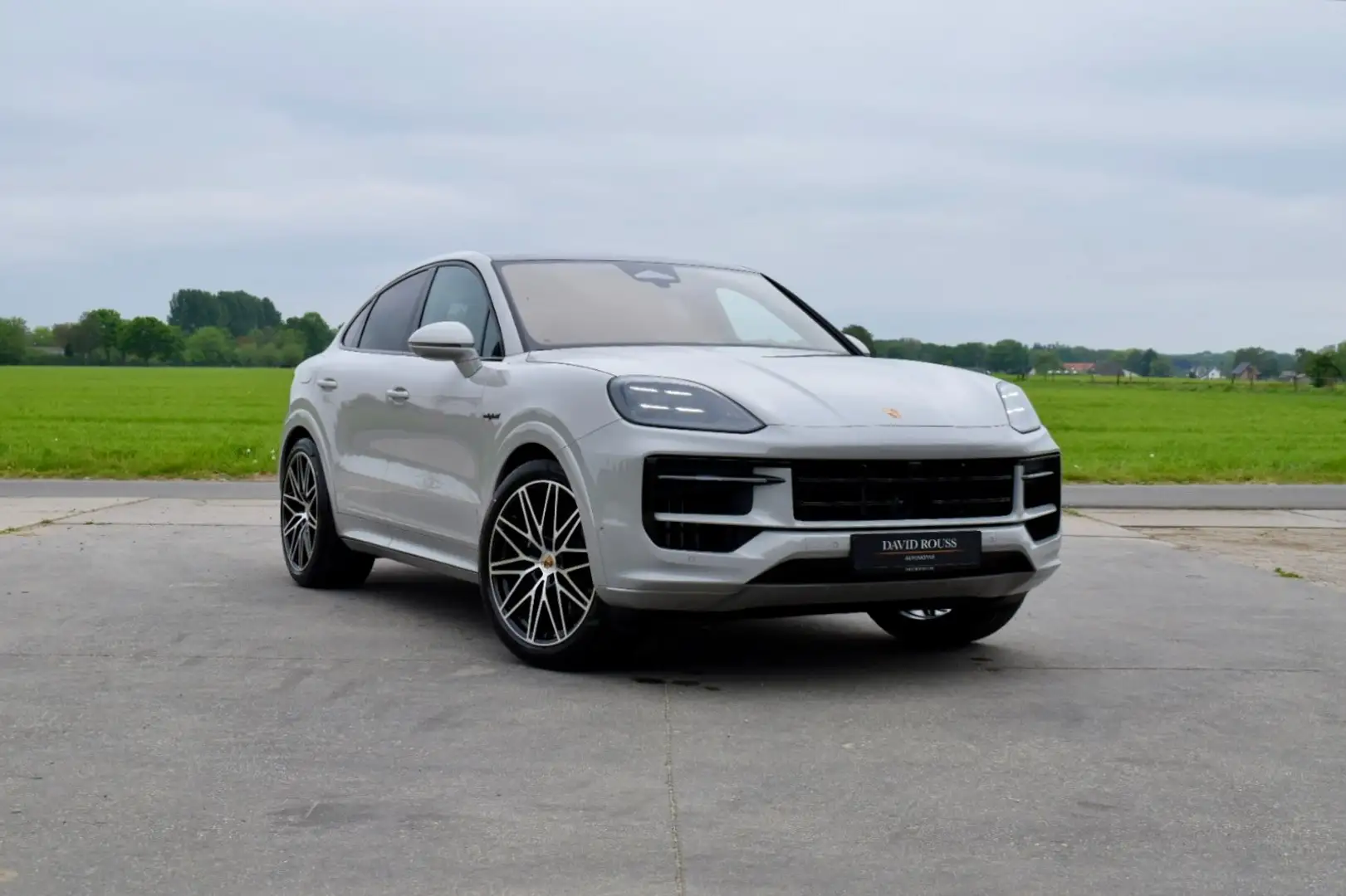 porsche cayenne coupe