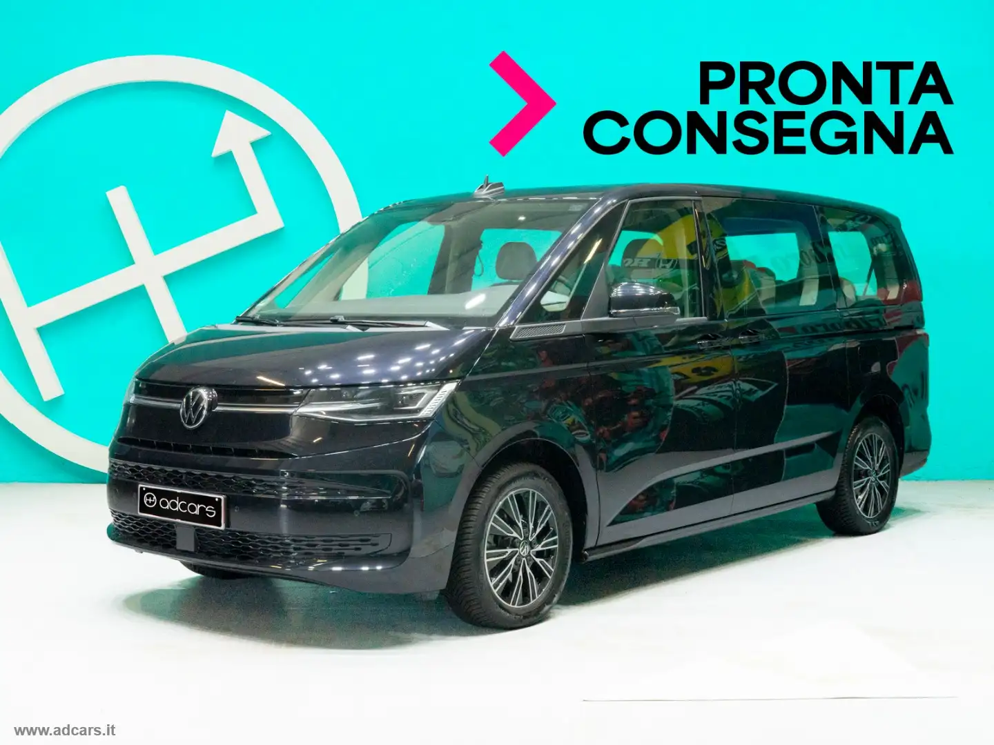 Volkswagen T7 Multivan 2.0 TDI 150CV DSG Life Lungo 7 POSTI PASSO LUNGO Schwarz - 1