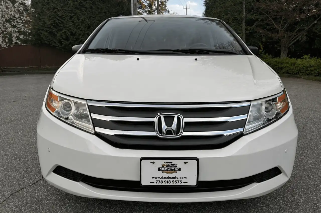 Honda Odyssey снимка Honda Odyssey