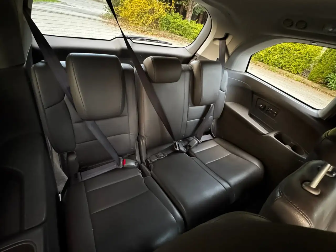 Honda Odyssey снимка Honda Odyssey