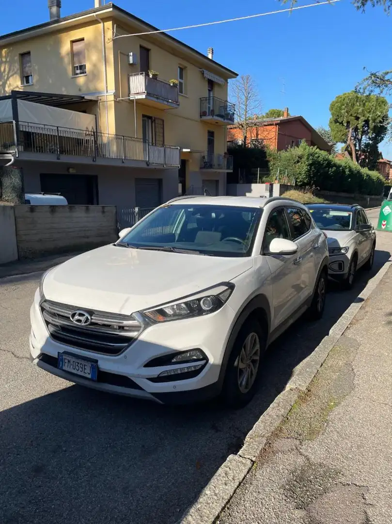 Hyundai TUCSON 1.7 CRDi XPossible Bianco - 2