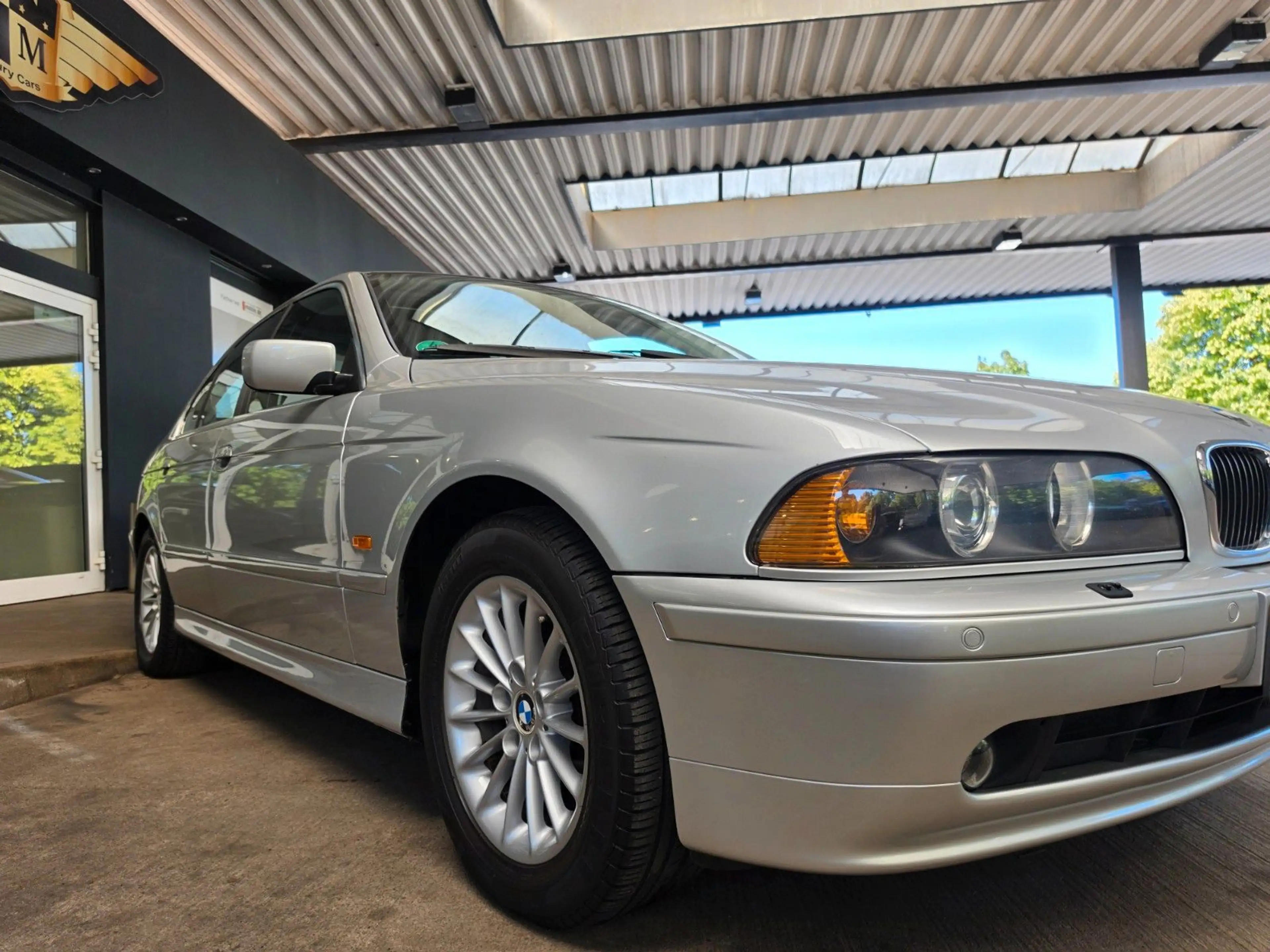 BMW 530 i E39 Sportpaket Leder/Xenon/SSD/PDC/El.Sitze — photo 8