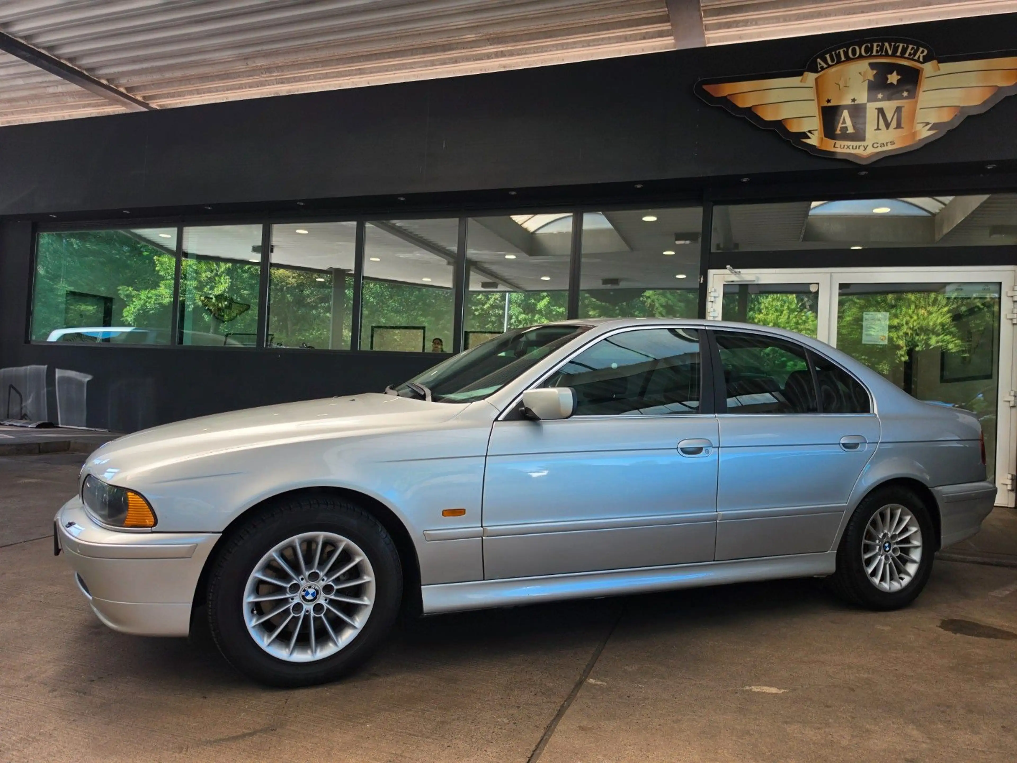 BMW 530 i E39 Sportpaket Leder/Xenon/SSD/PDC/El.Sitze — photo 3