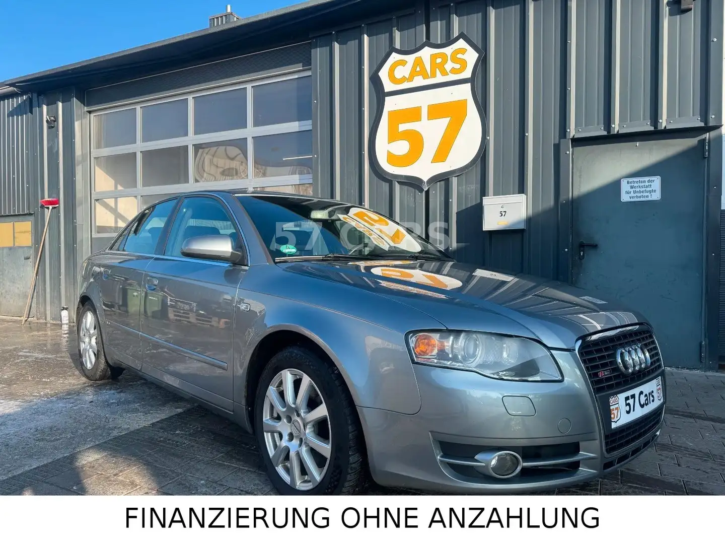 Audi A4 Lim. 2.5 TDI *S-LINE* Grau - 1