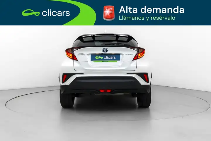 Toyota C-HR 2022, foto 4