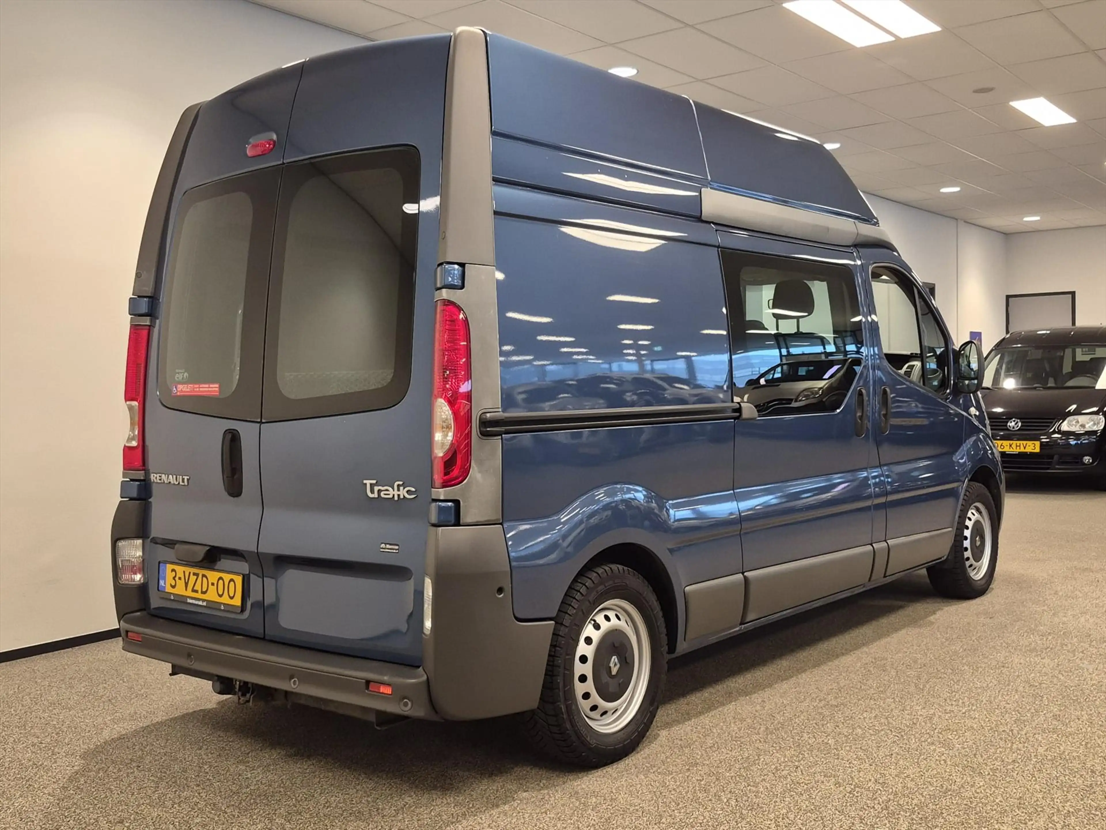 Renault Trafic L1H2 Rolstoelbus (airco) 5+1 — photo 5