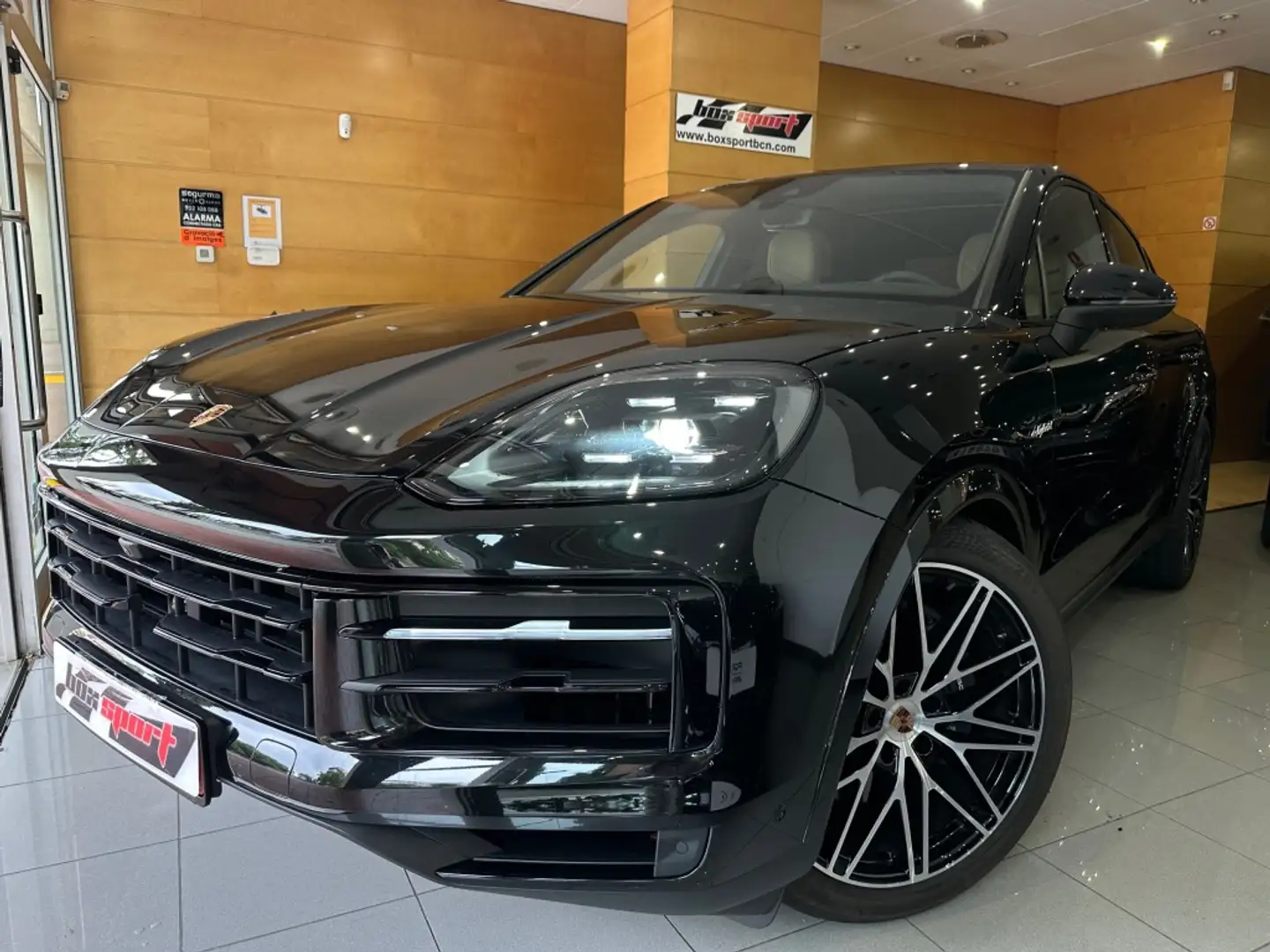 Porsche Cayenne Coupé E-Hybrid Aut. Negro - 1