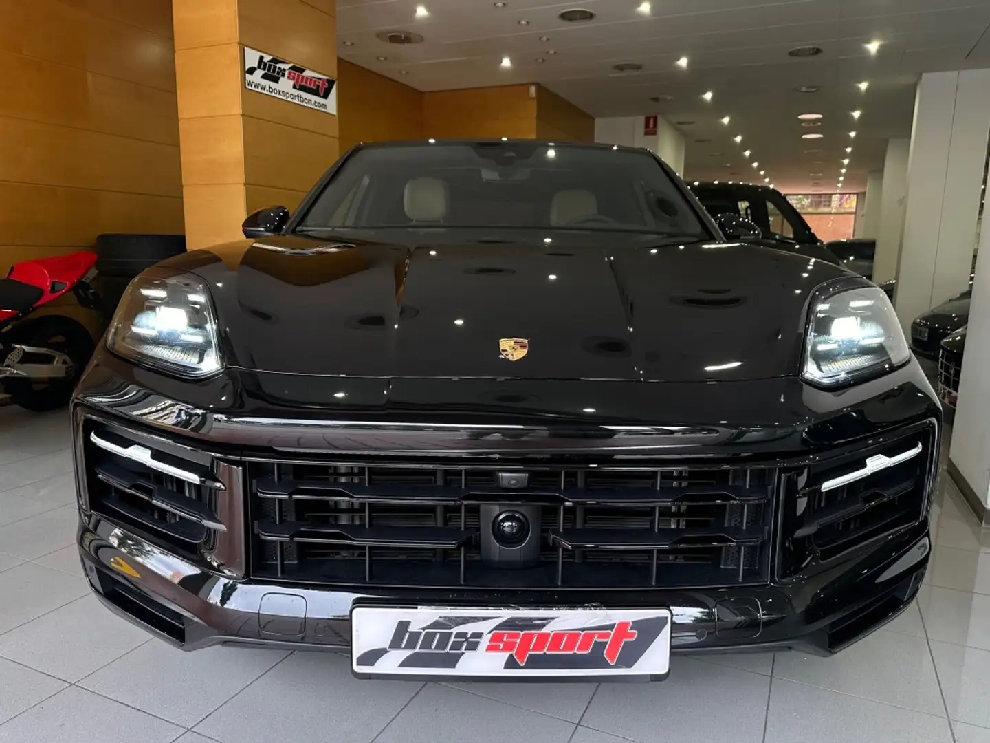 Porsche Cayenne Coupé E-Hybrid Aut. Negro - 2