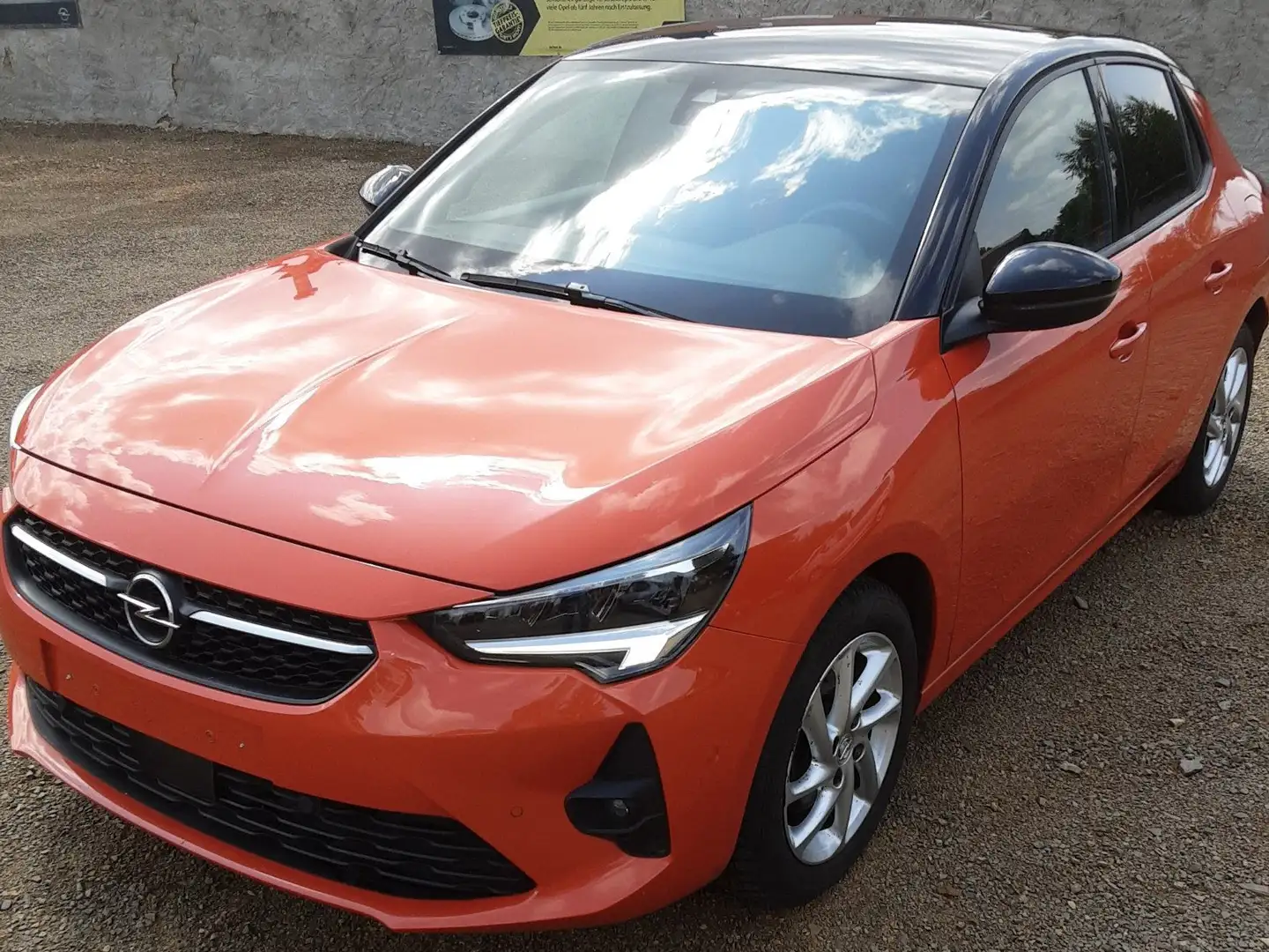 Opel Corsa 1.2 Direct Injection Turbo Start/Stop GS Line Orange - 2
