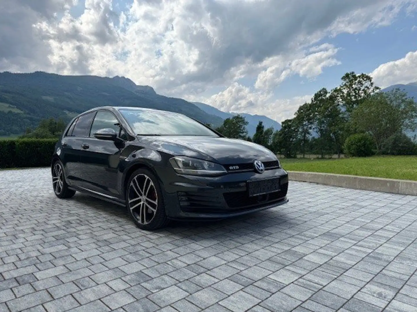 Volkswagen Golf GTD Golf GTD 2,0 TDI GTD Grau - 2