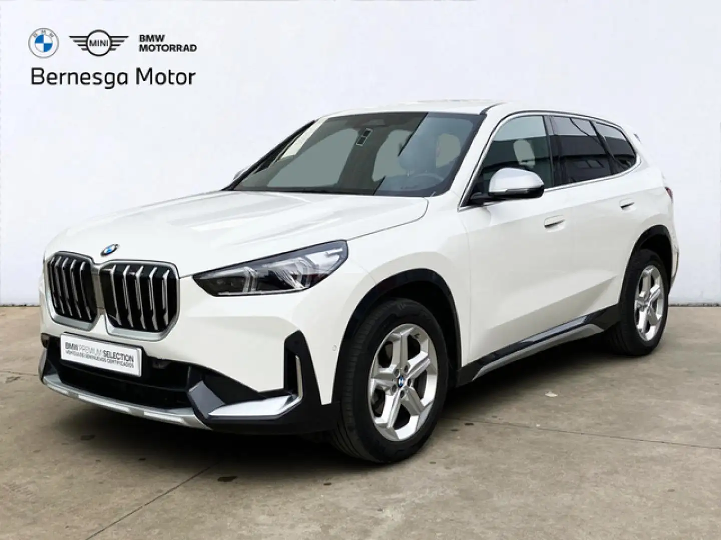 BMW X1 sDrive 18dA Weiß - 1