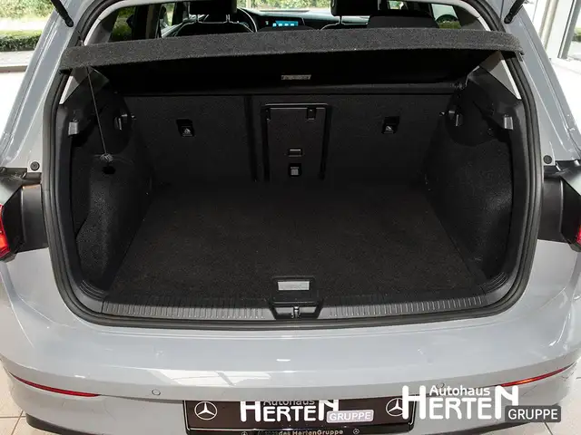 Volkswagen Golf view 15