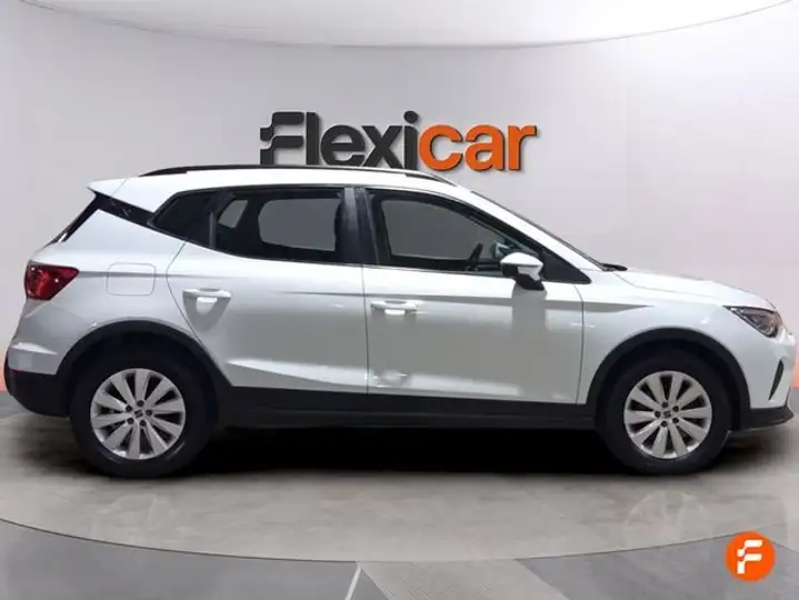 SEAT Arona 2024, foto 9