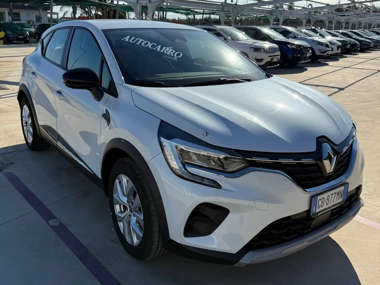 Renault Captur 1.5 blue dci Zen 115cv Wit - 2