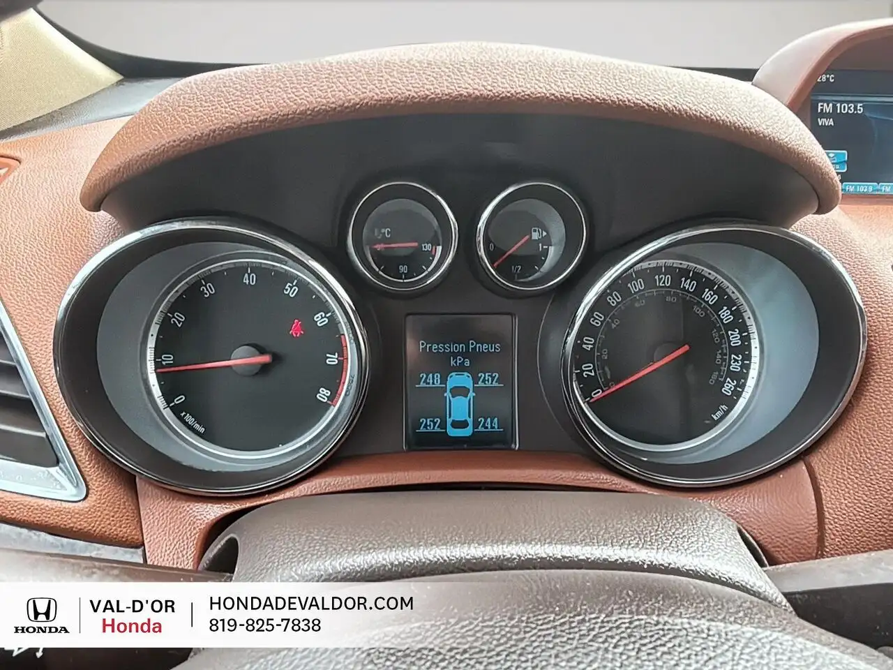 Buick Encore снимка Buick Encore