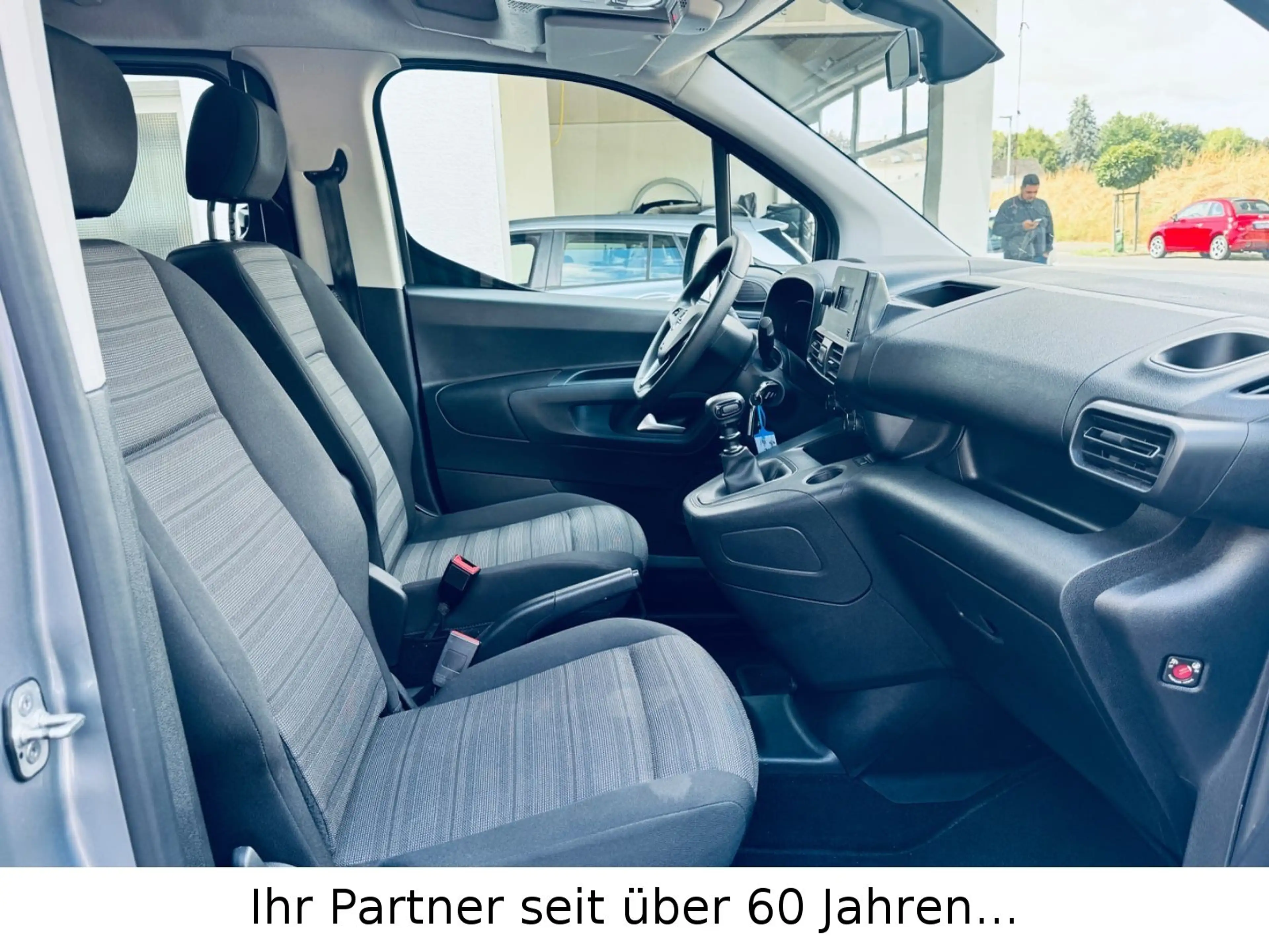 Opel Combo Life E Edition|1.5D|Klima|PDC|Spur|1Hd|DAB — photo 13