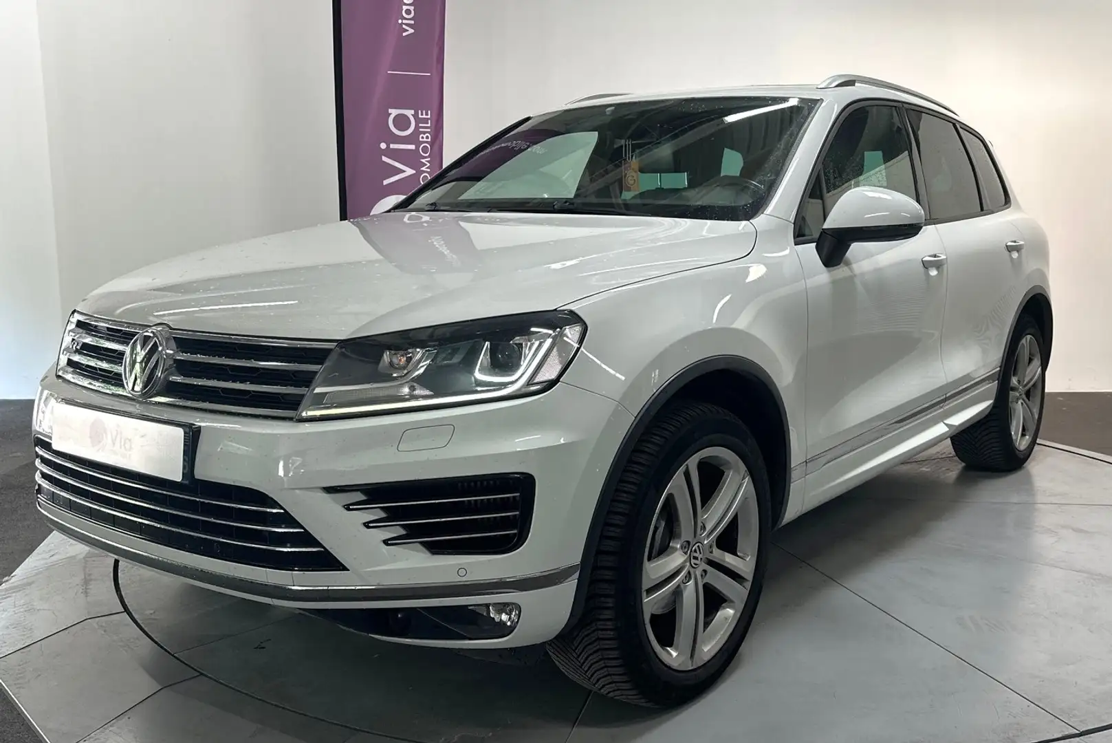 Volkswagen Touareg 3.0 V6 TDI 204 4Motion BlueMotion Carat Edition / 2 ème Main / Entretien VW Wit - 1