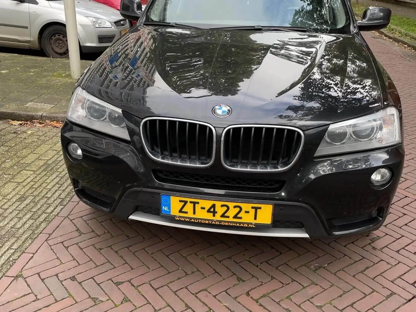 BMW X3 xDrive20d Aut. Fekete - 1