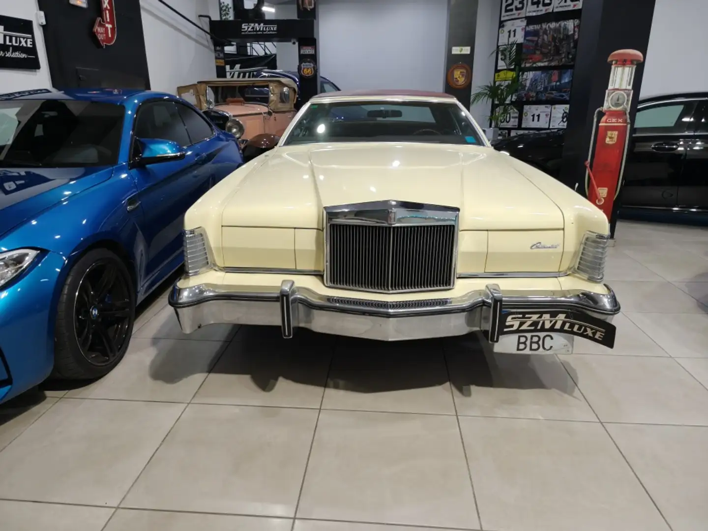Lincoln Continental Mark IV Coupé Bej - 2