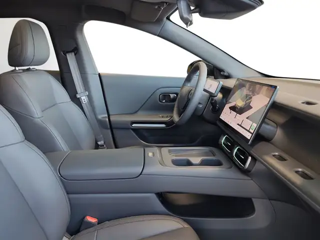 Leapmotor B05 view 15