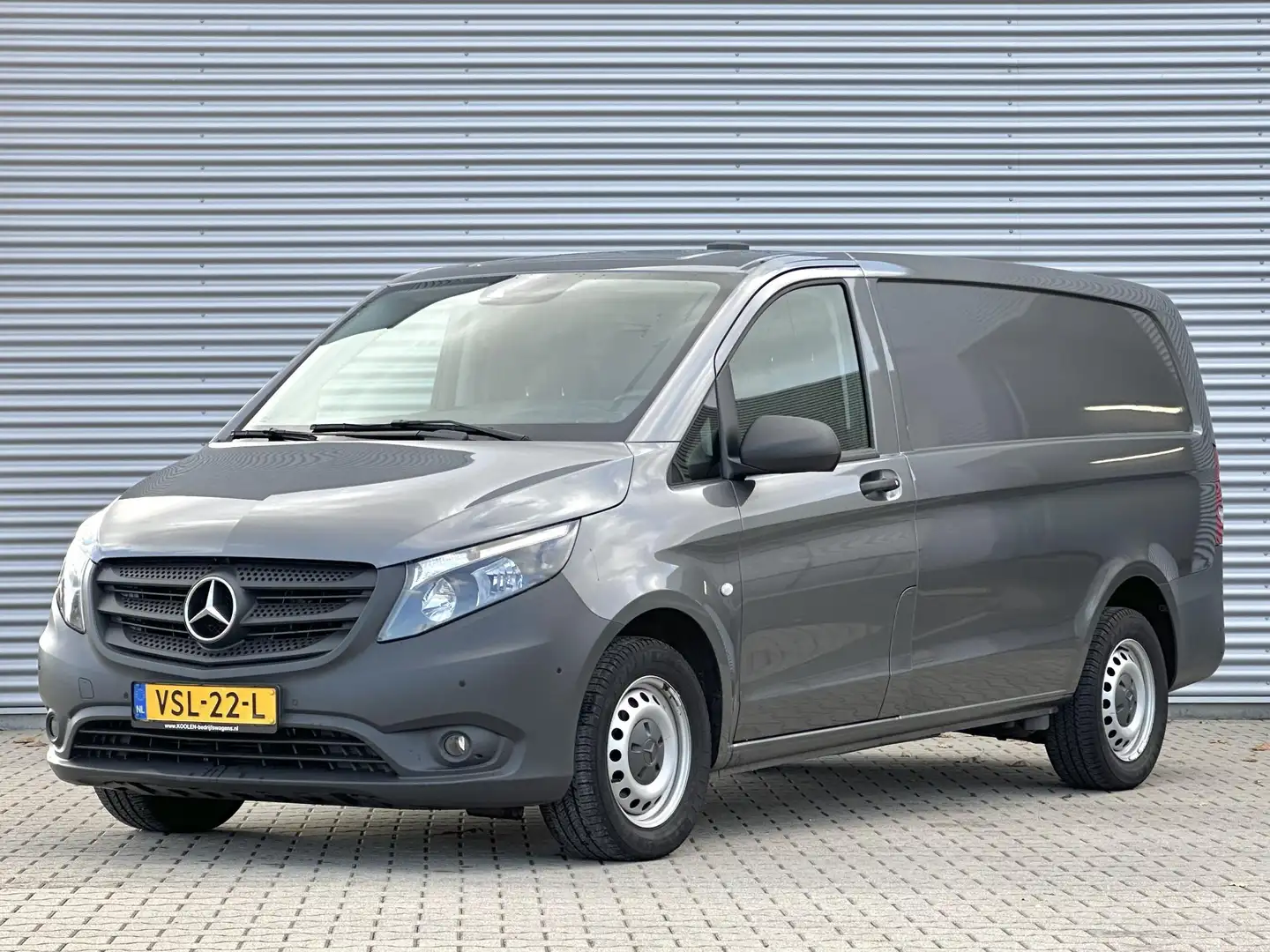 Mercedes-Benz Vito 116 CDI Lang Navi|Cruise|Trekhaak Grau - 1
