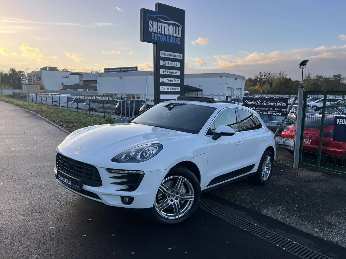 Porsche Macan 3.0 V6 258ch S Diesel PDK BoîteAuto GPS Caméra ToitPano Carnet Wit - 1