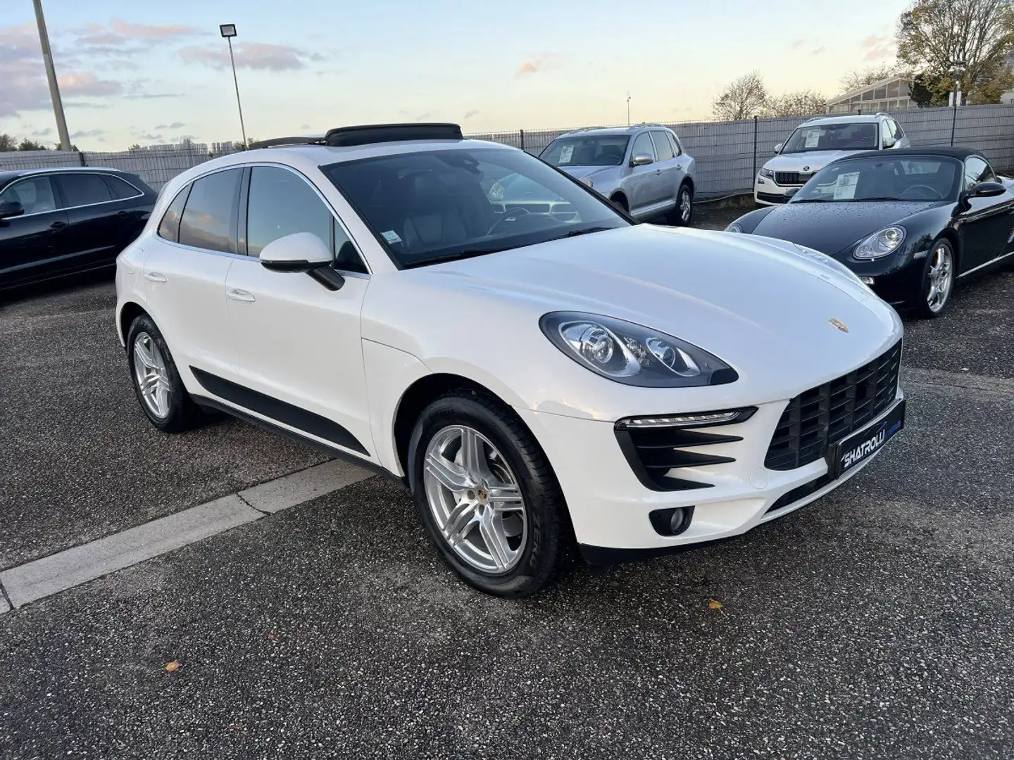 Porsche Macan 3.0 V6 258ch S Diesel PDK BoîteAuto GPS Caméra ToitPano Carnet Wit - 2
