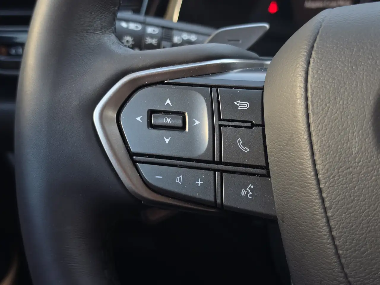 Lexus NX снимка Lexus NX