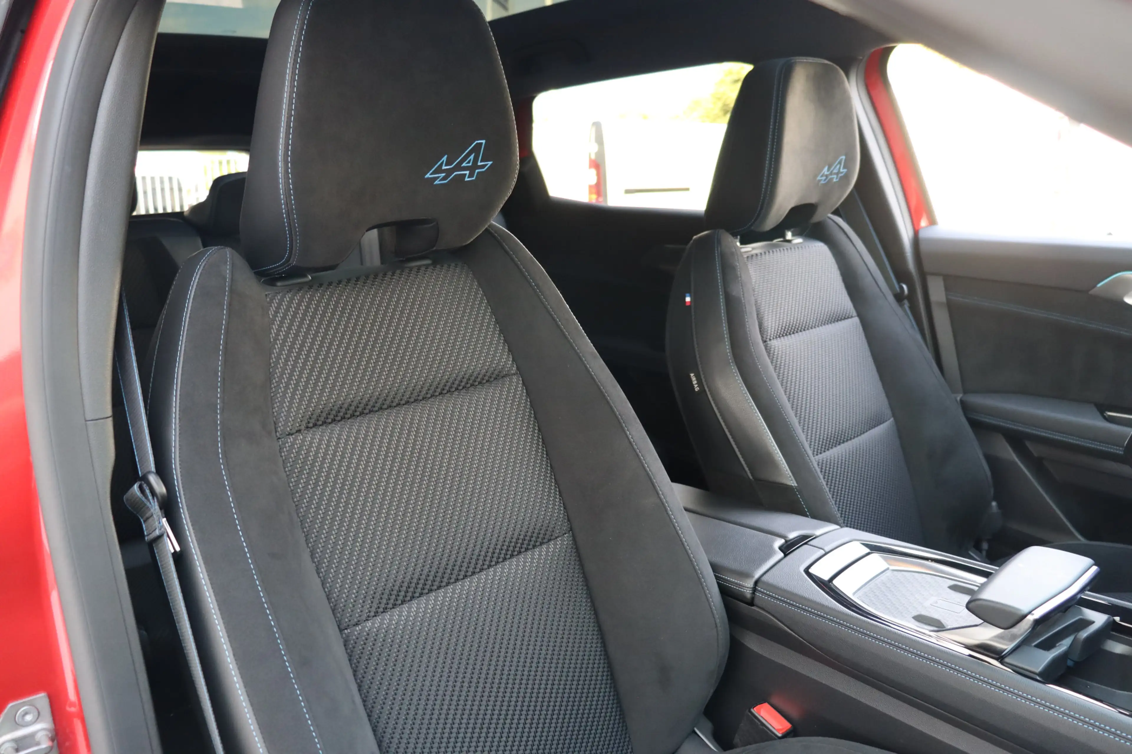 Renault Espace E-Tech full hybrid 200 esprit Alpine 5p. | Pano | — photo 13