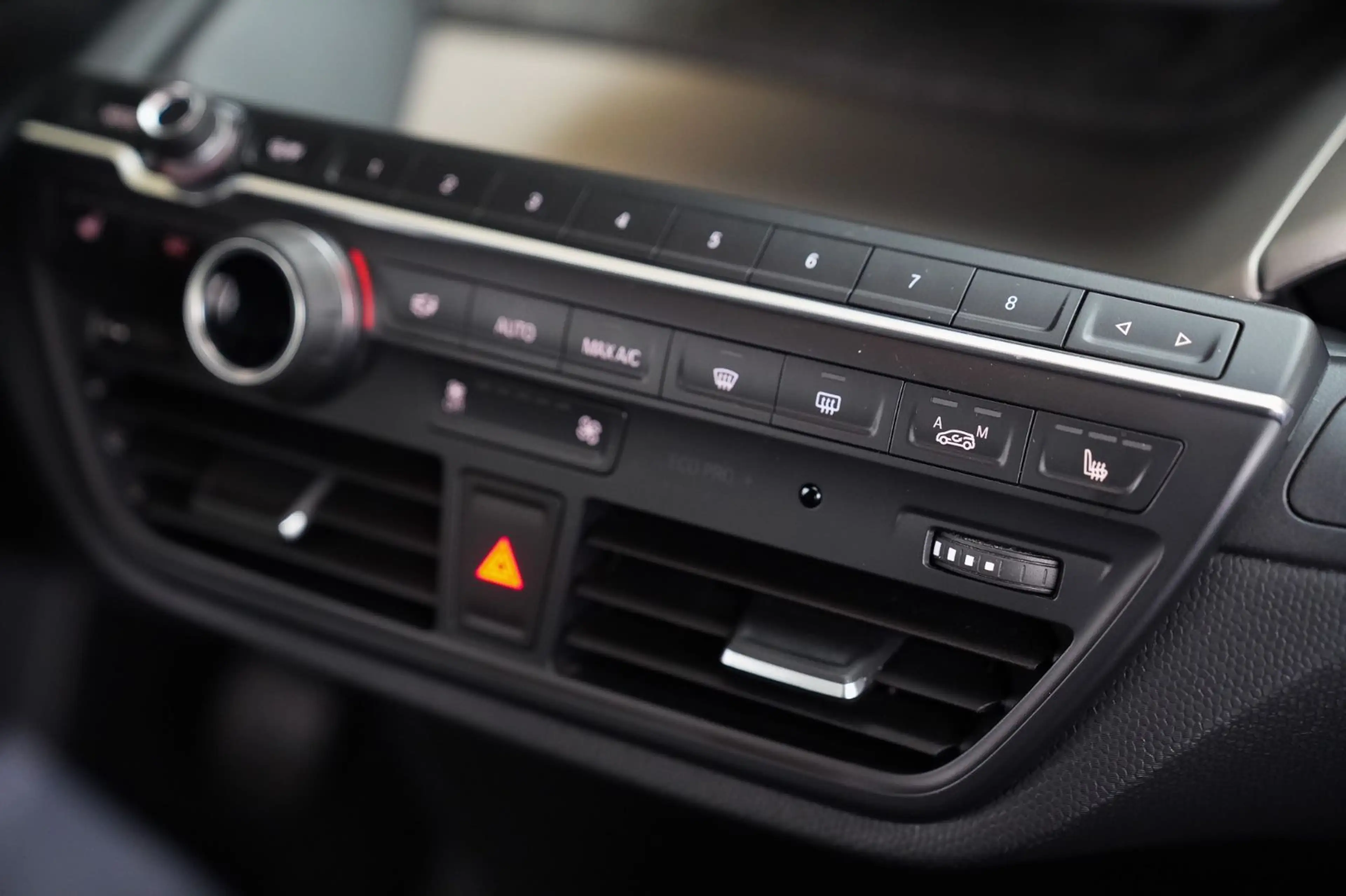 BMW i3 *1.Hand/SHZ/Klimaaut./Temp.* — photo 13