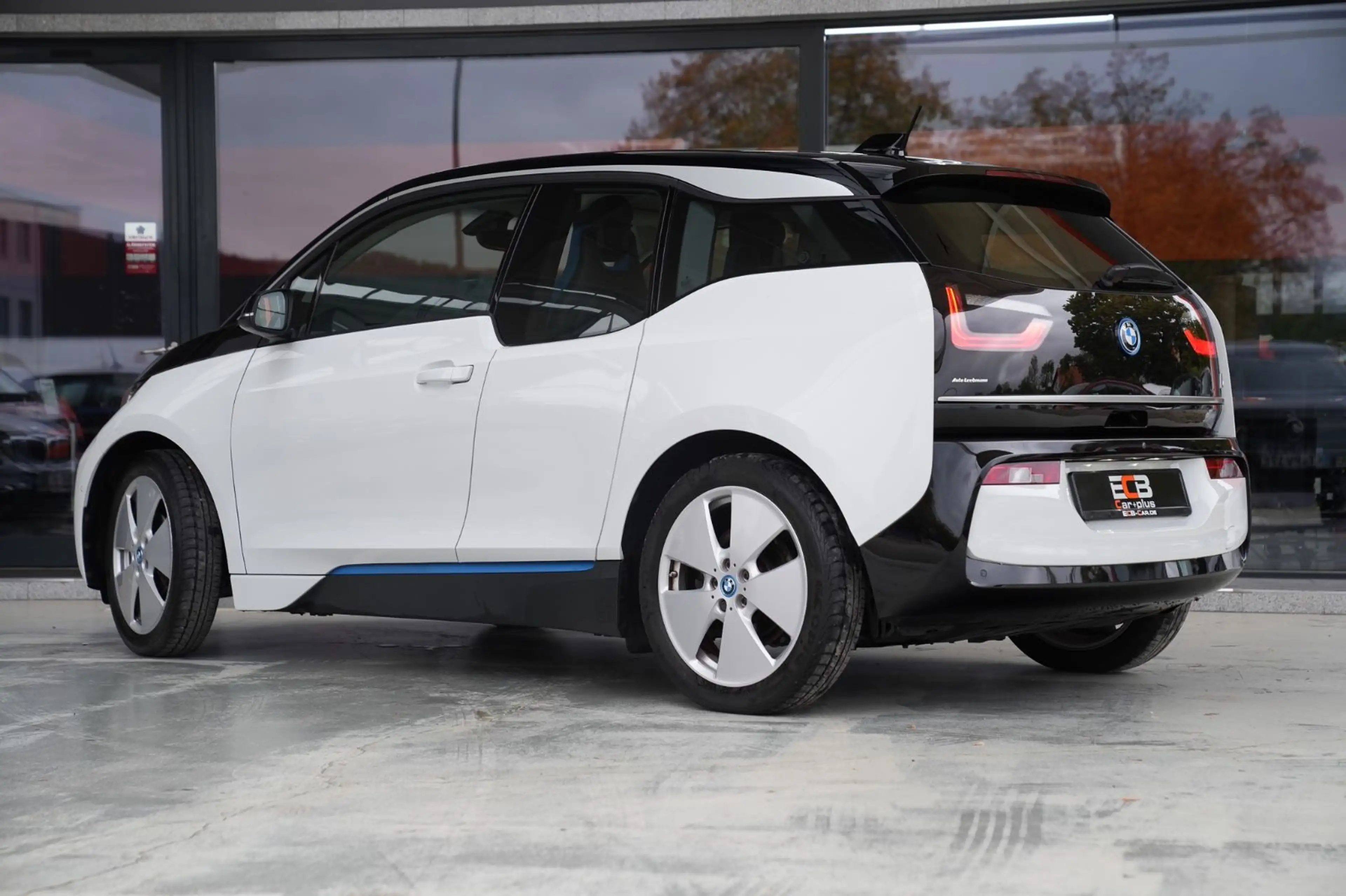 BMW i3 *1.Hand/SHZ/Klimaaut./Temp.* — photo 2