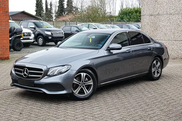 Mercedes-Benz E 200 AUTOMAAT*HALF-LEDER*APPLE-CARPLAY*SFEERVERLICHTING