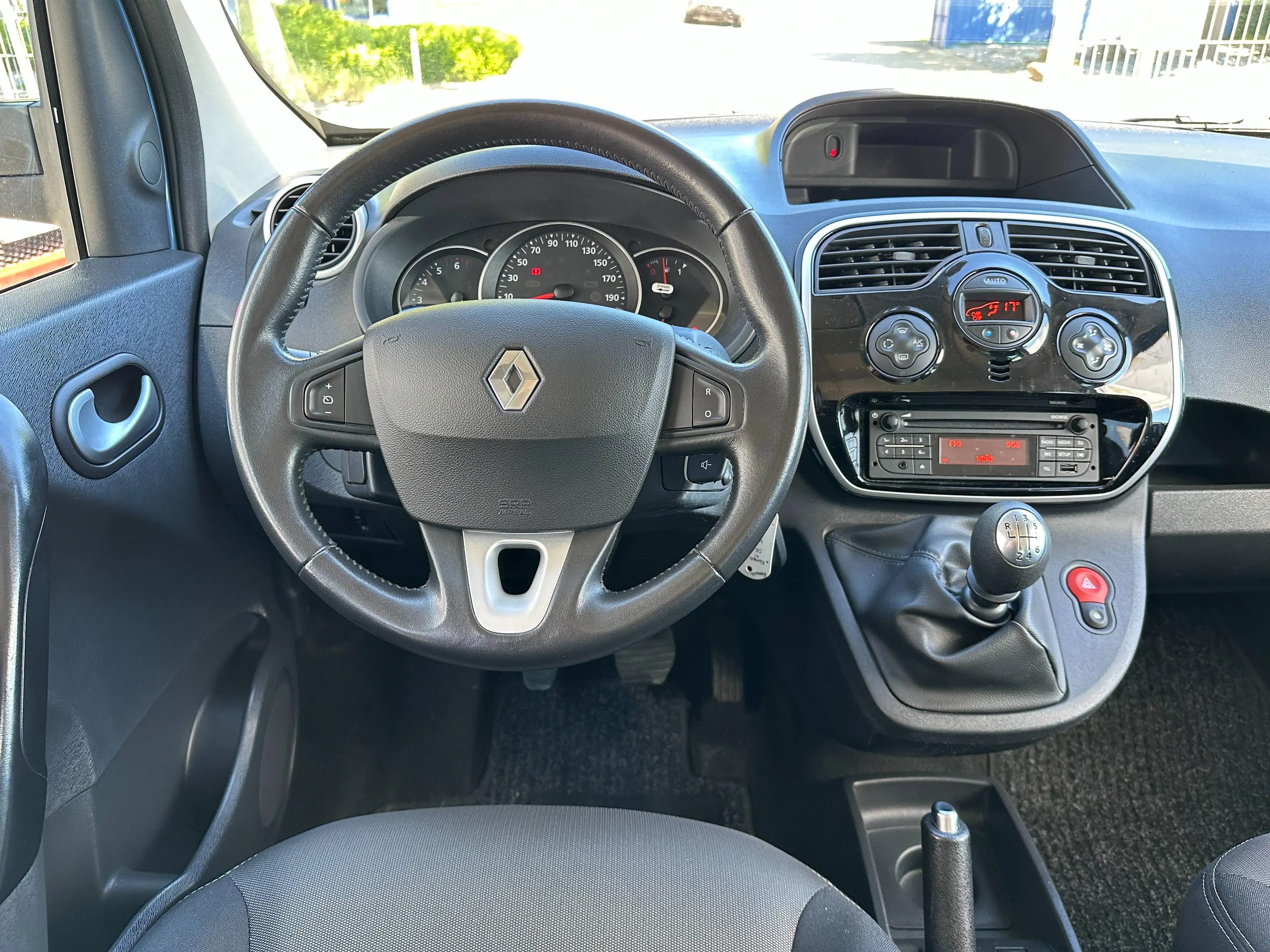 Renault Kangoo Blue dCi*2xSchiebetür*Alu*Klima*Parkpilot*Tempo — photo 10