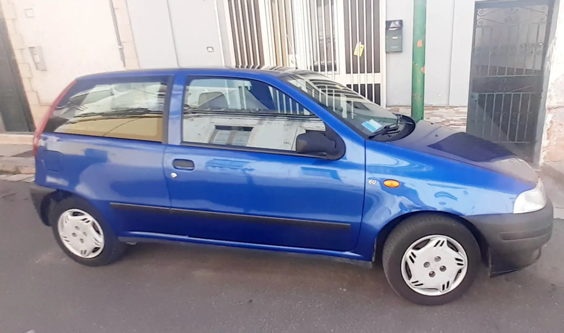 Fiat Punto Punto 3p 1.2 Star 60cv Blu/Azzurro - 2