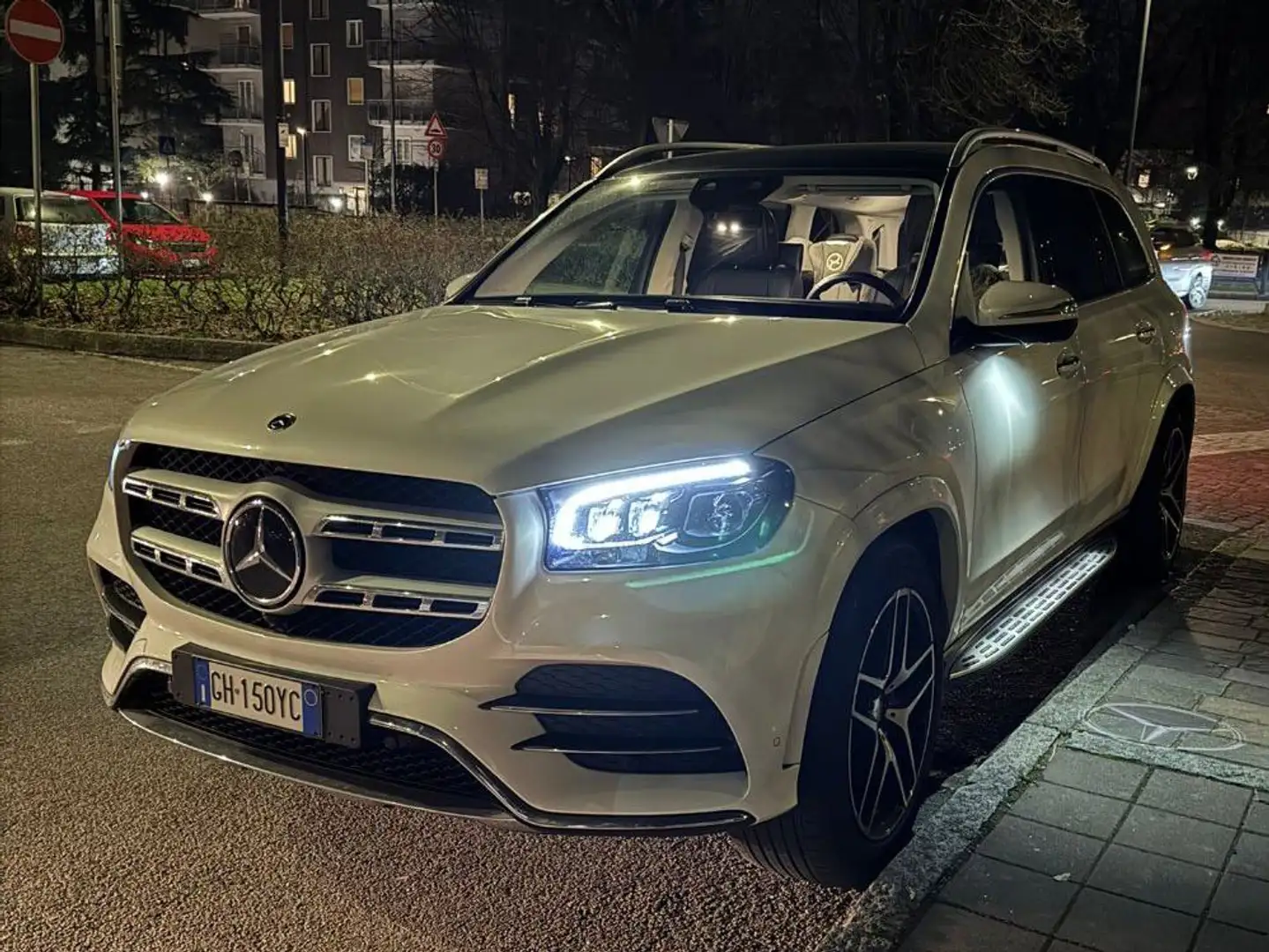 Mercedes-Benz GLS 400 GLS - X167d Premium Plus 4matic auto Белый - 1