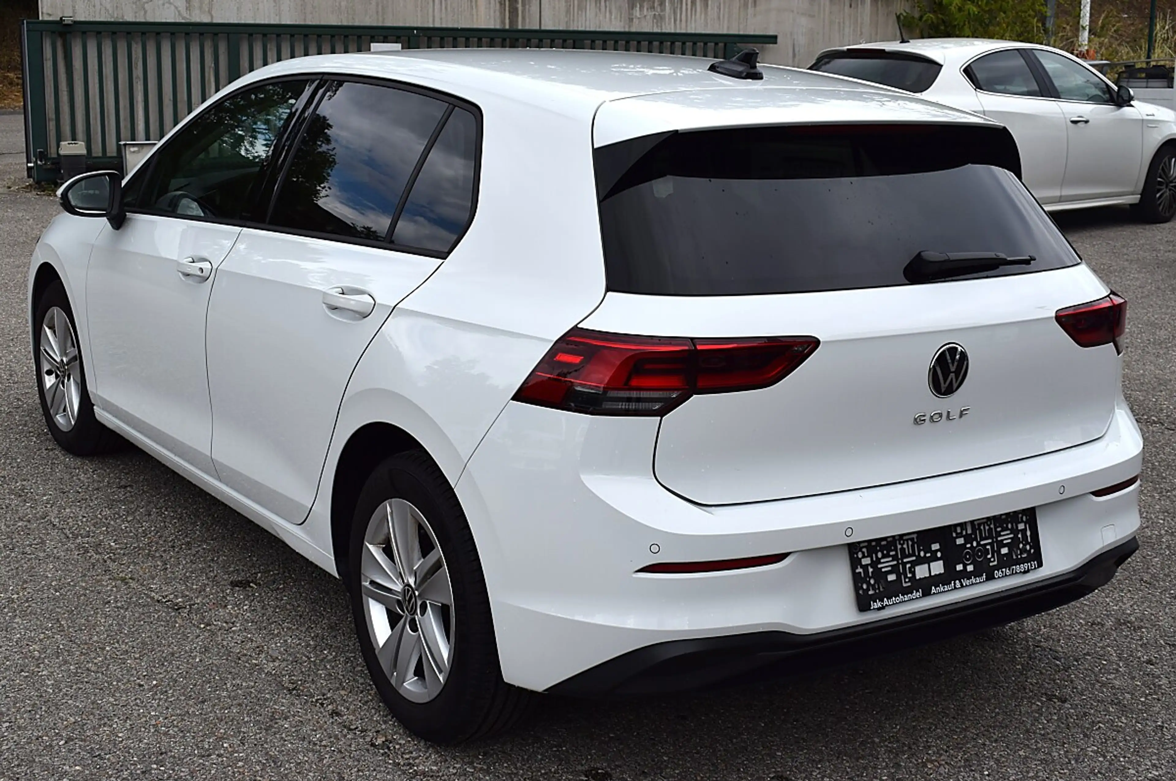 Volkswagen Golf 2,0 TDI Life DSG — photo 7